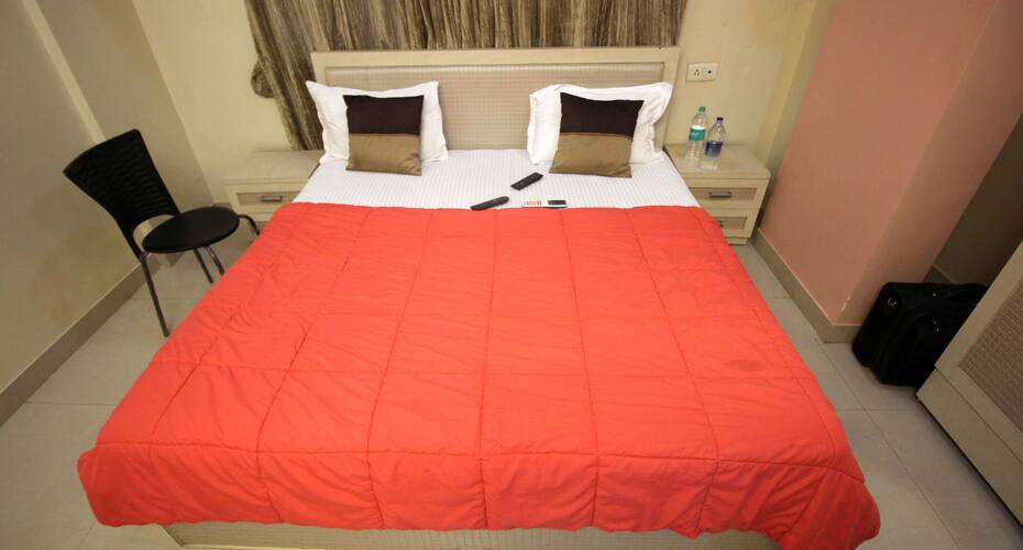 Arista Service Apartment 19, Mumbai 5